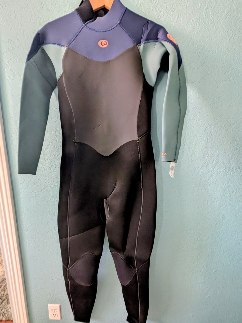 2020 Rip Curl Women’s Omega 4/3mm Back Zip Wetsuit (Model WSM9CW) Size 14